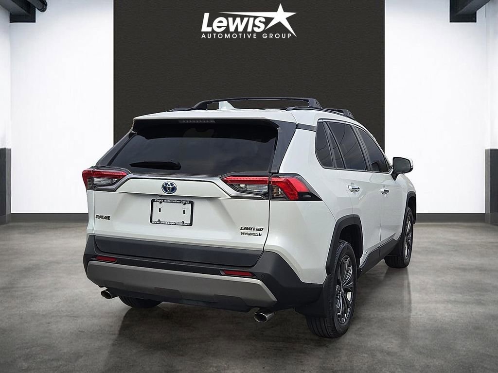 Used 2023 Toyota RAV4 Limited AWD/4WD image 4