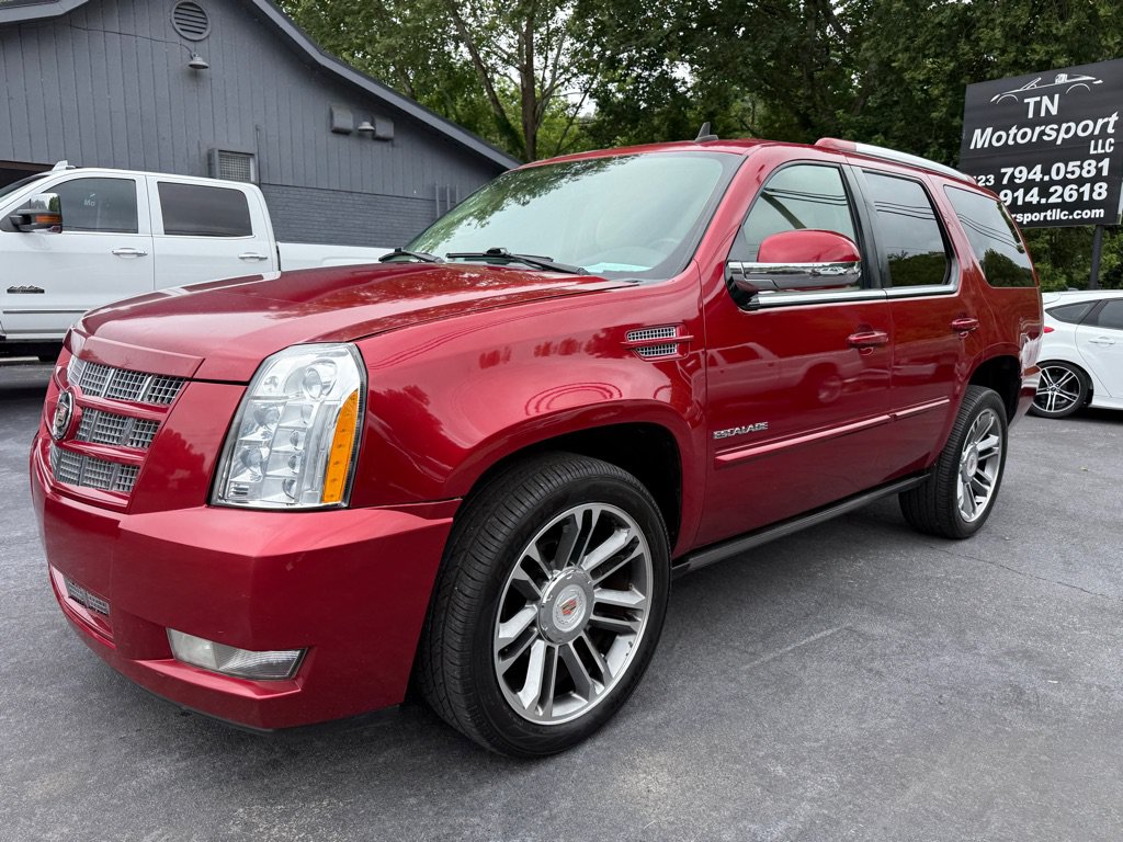 Used 2013 Cadillac Escalade Premium AWD/4WD image 12