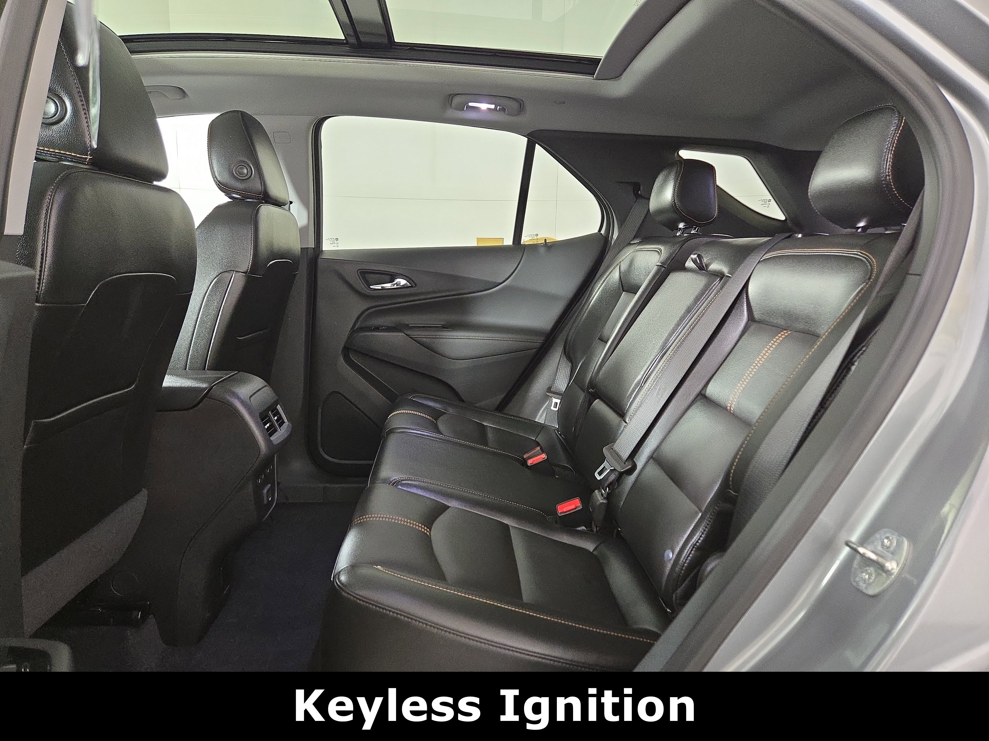 Used 2023 Chevrolet Equinox Premier image 13