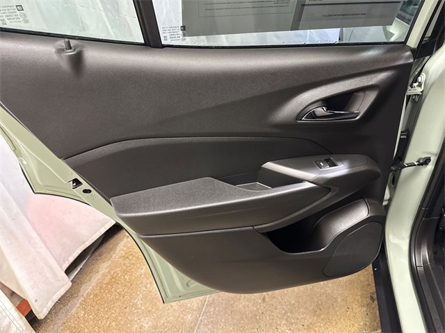 Certified 2024 Chevrolet Trax RS w/ Driver Confidence Package image 21