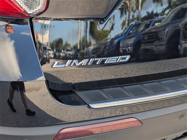 Certified 2021 Ford Explorer Limited w/ Equipment Group 301A image 10