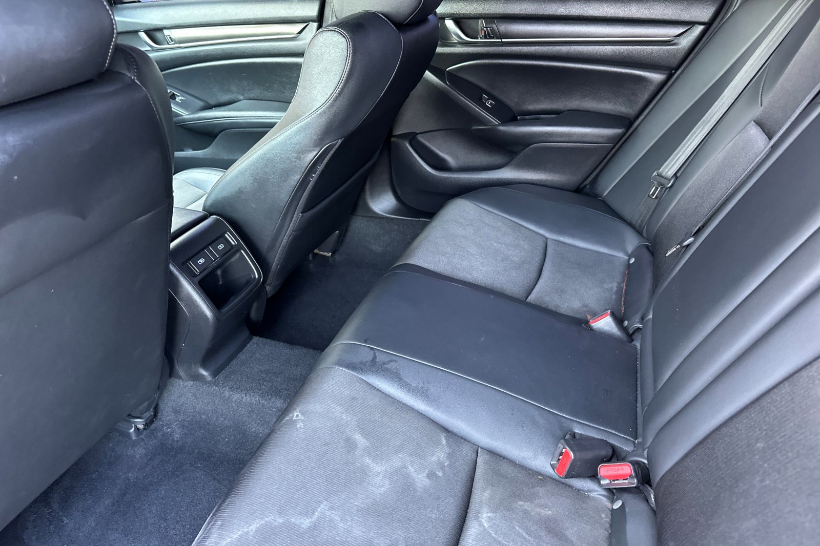 Used 2022 Honda Accord Sport image 12