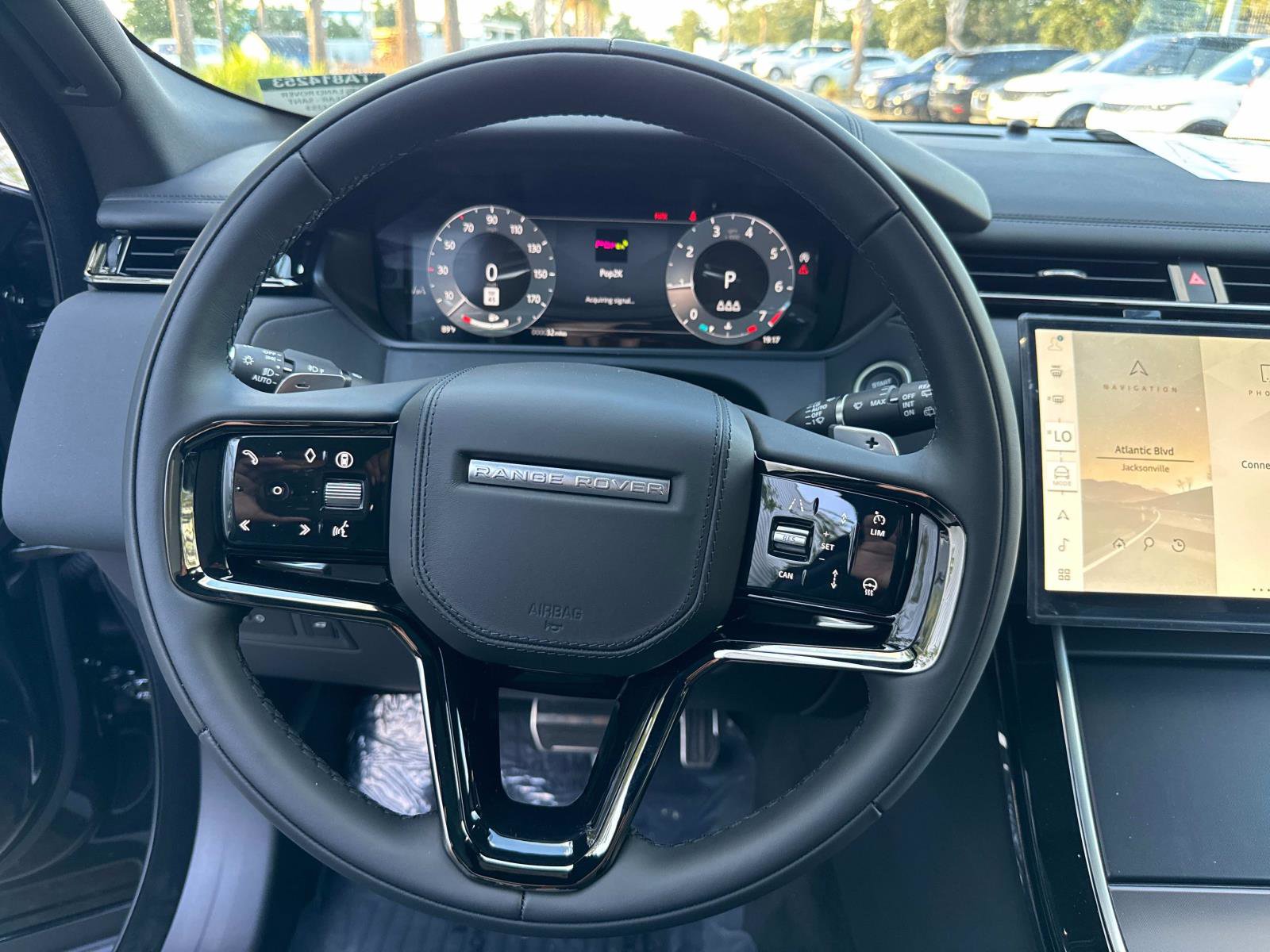 New 2026 Land Rover Range Rover Velar Dynamic SE image 29