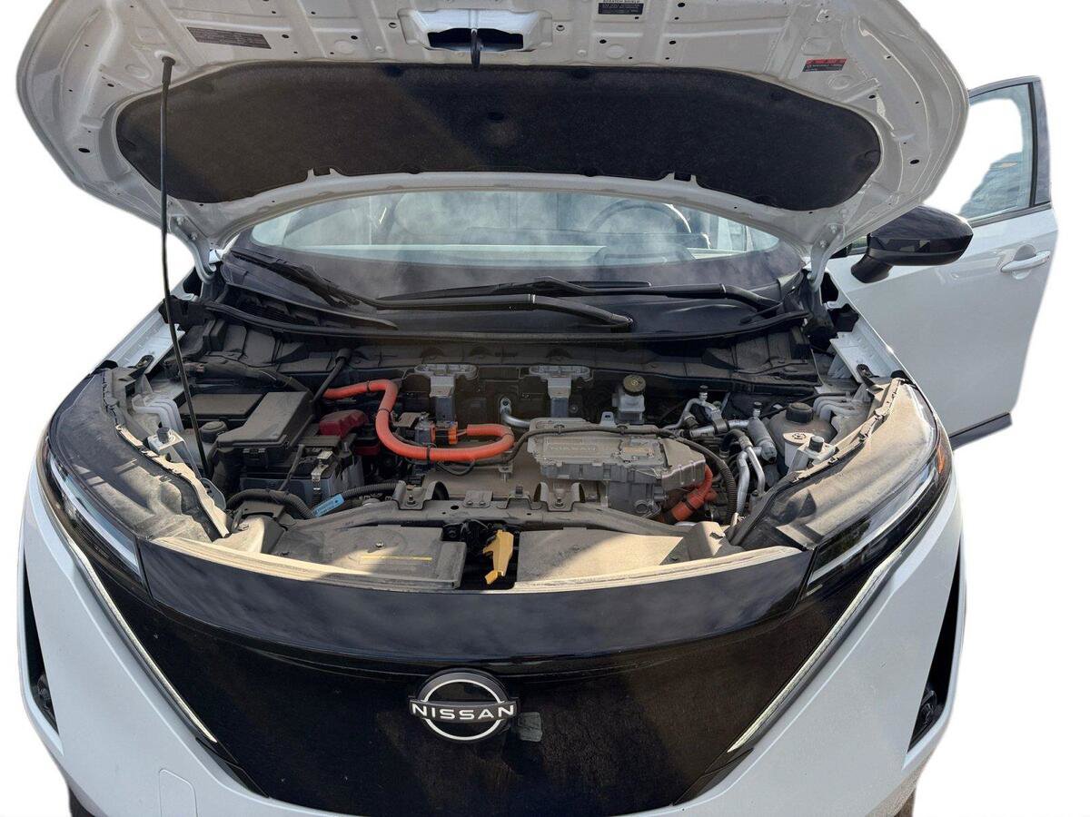 Used 2024 Nissan Ariya AWD image 16