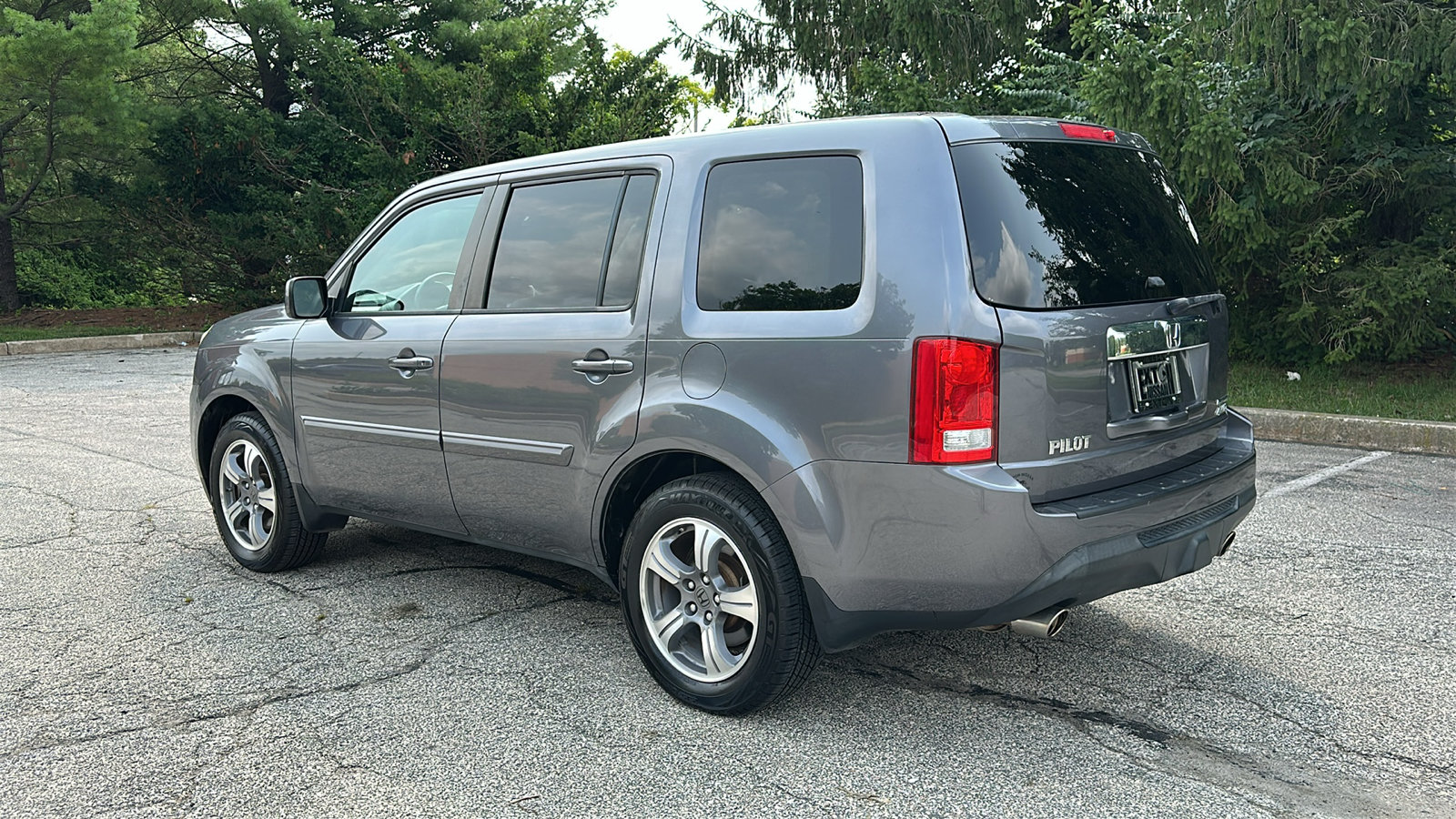 Used 2015 Honda Pilot SE image 8
