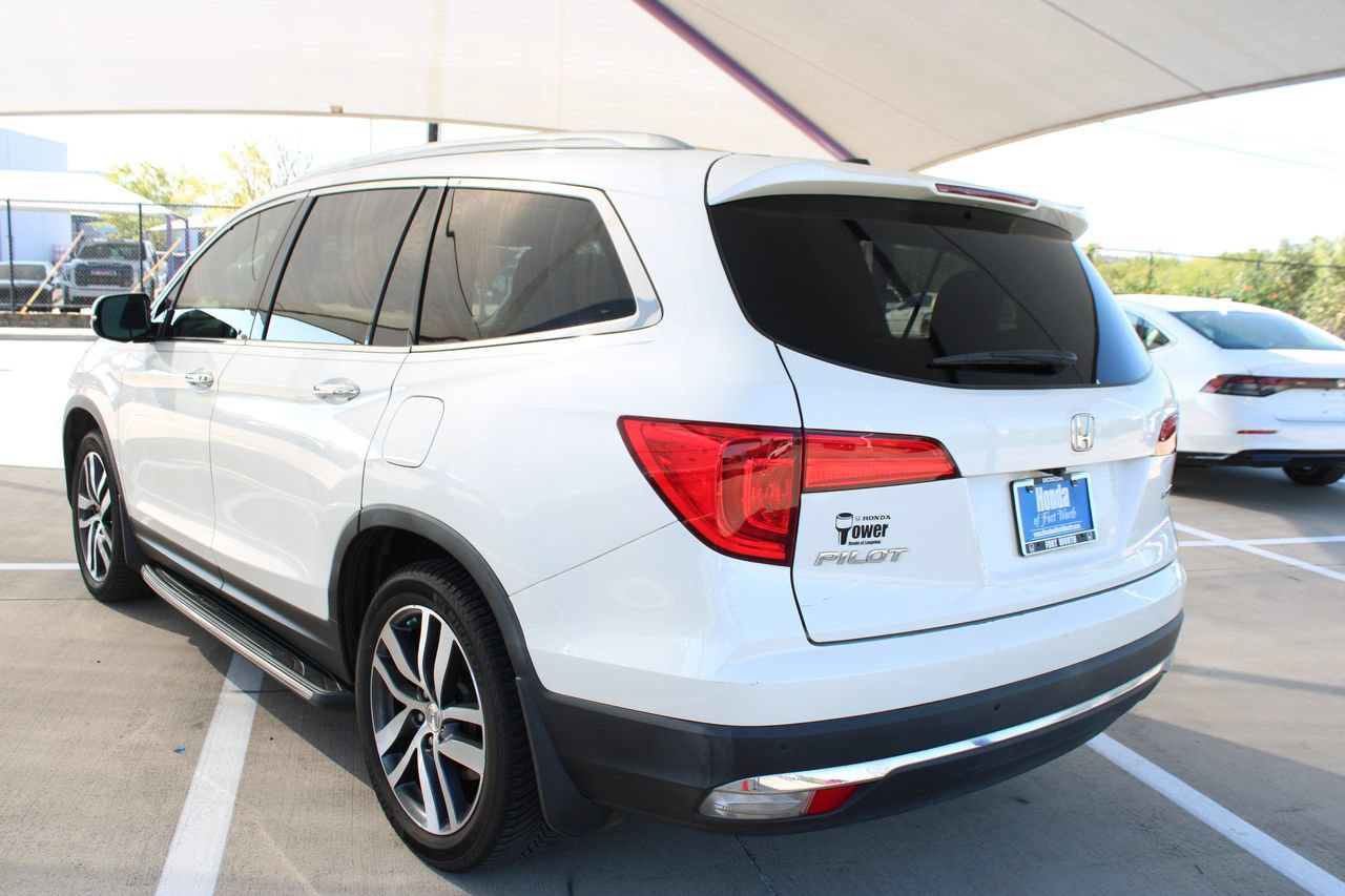 Used 2017 Honda Pilot Touring image 3