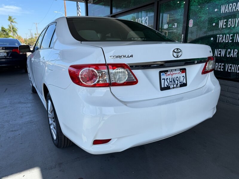 Used 2013 Toyota Corolla LE FWD image 7