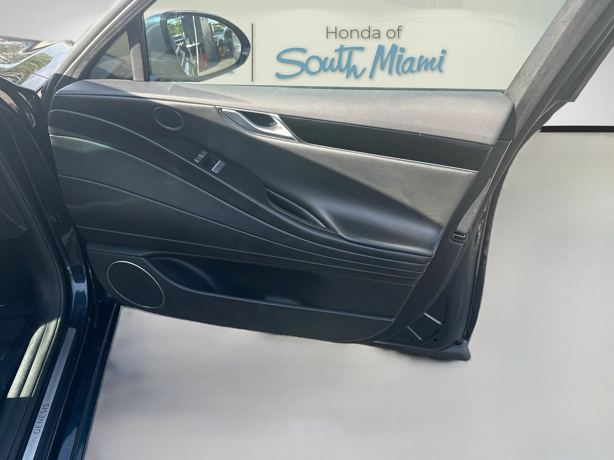 Used 2021 Genesis G80 2.5T RWD image 34