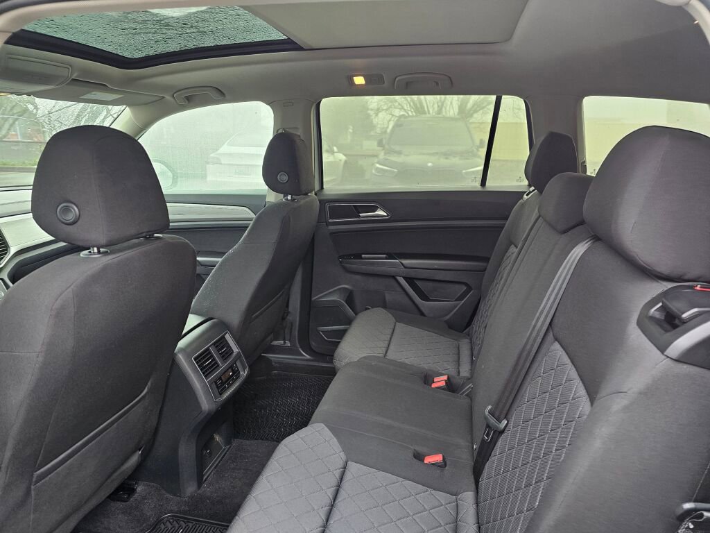 Used 2018 Volkswagen Atlas Launch Edition image 21