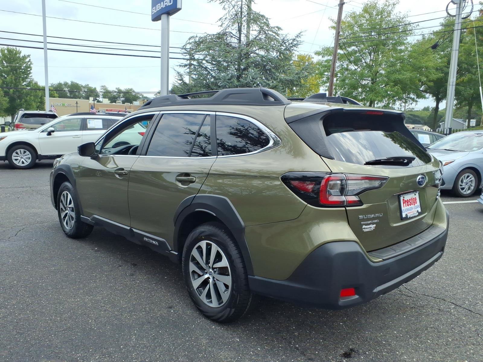Certified 2025 Volkswagen Taos S AWD/4WD image 4