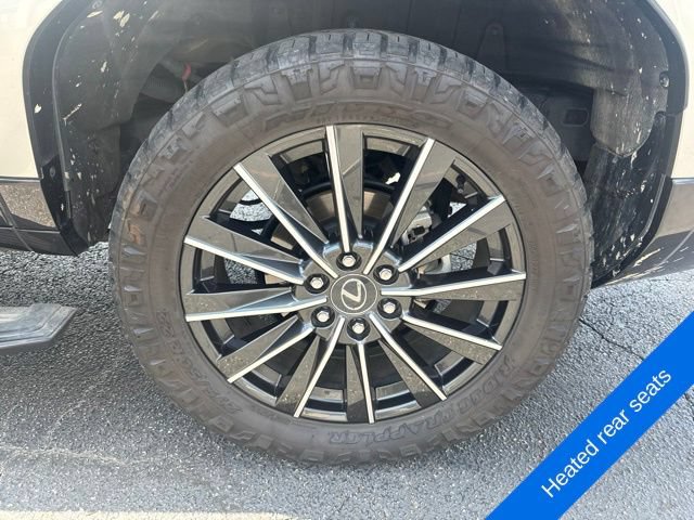 Used 2025 Lexus GX 550 AWD/4WD image 20