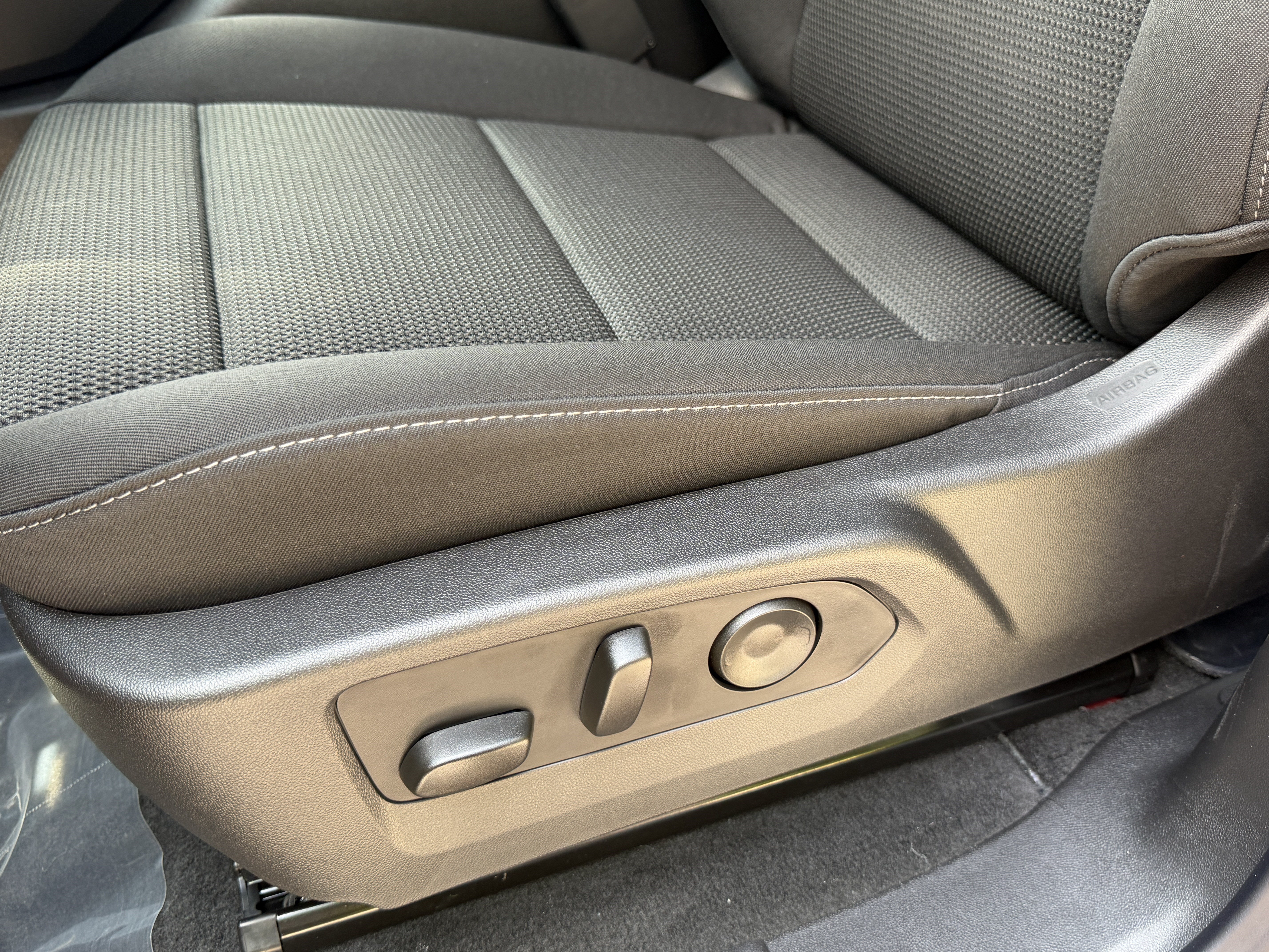 New 2026 GMC Canyon Elevation RWD image 14