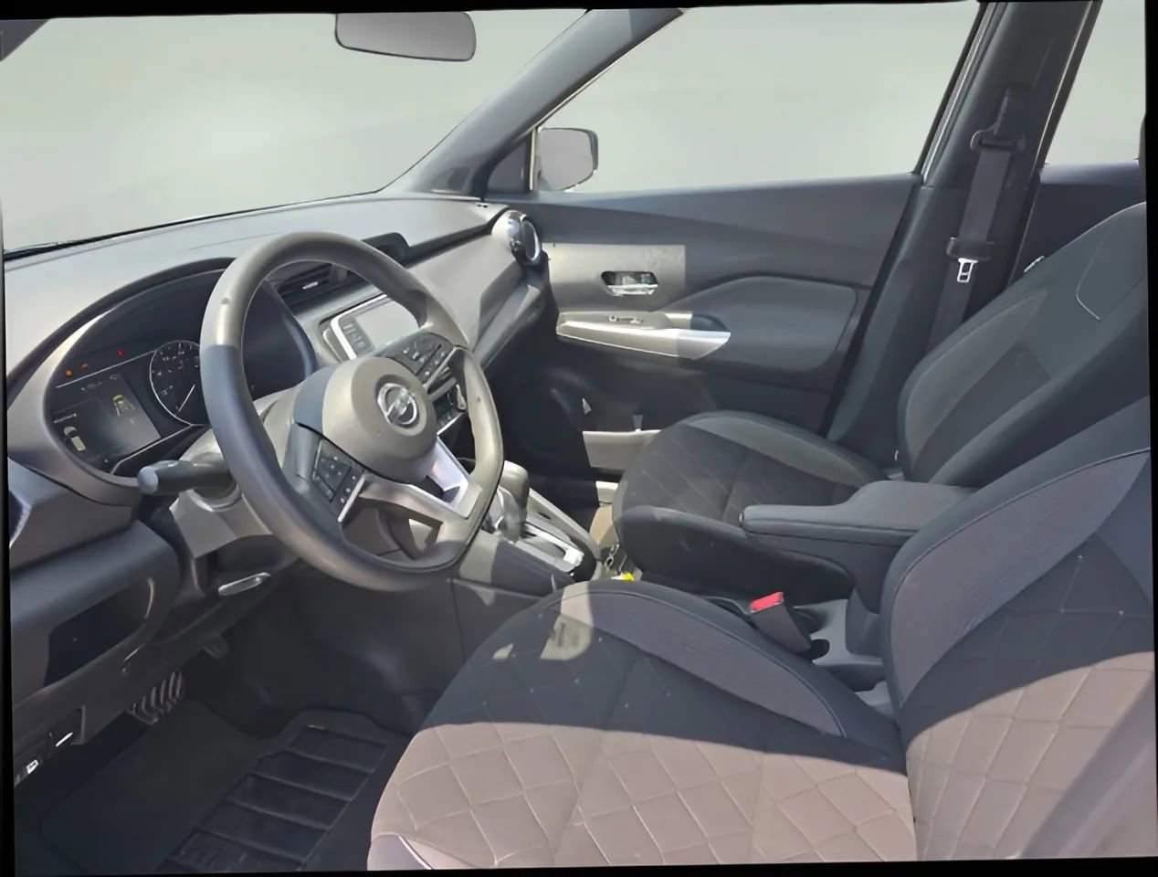 Used 2020 Nissan Kicks SV image 16