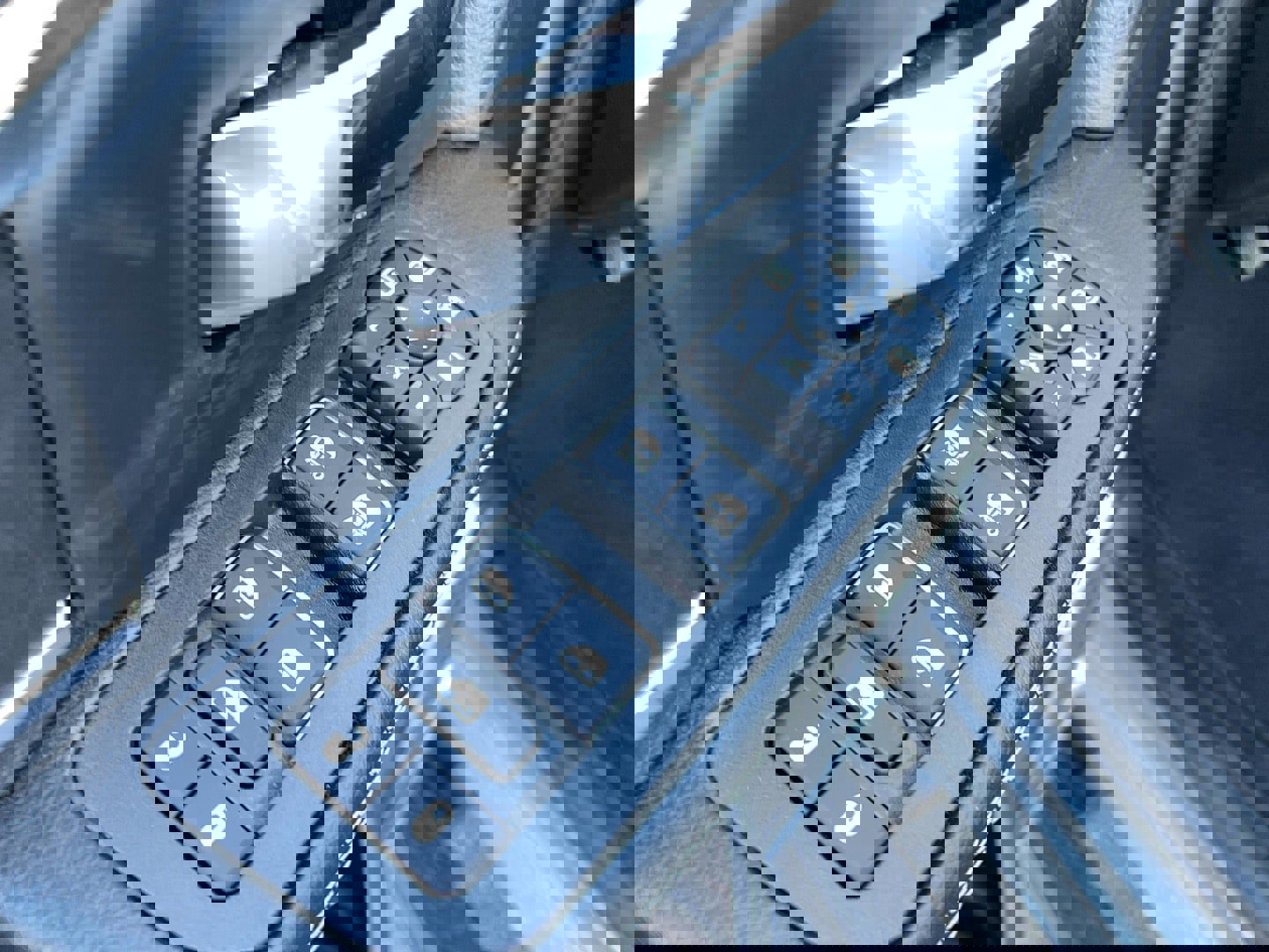 New 2026 RAM 2500 Laramie w/ Night Edition image 15