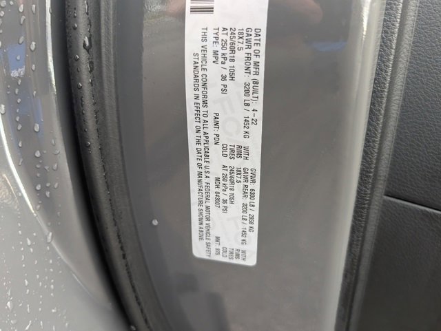 Used 2022 Chrysler Pacifica Touring image 17