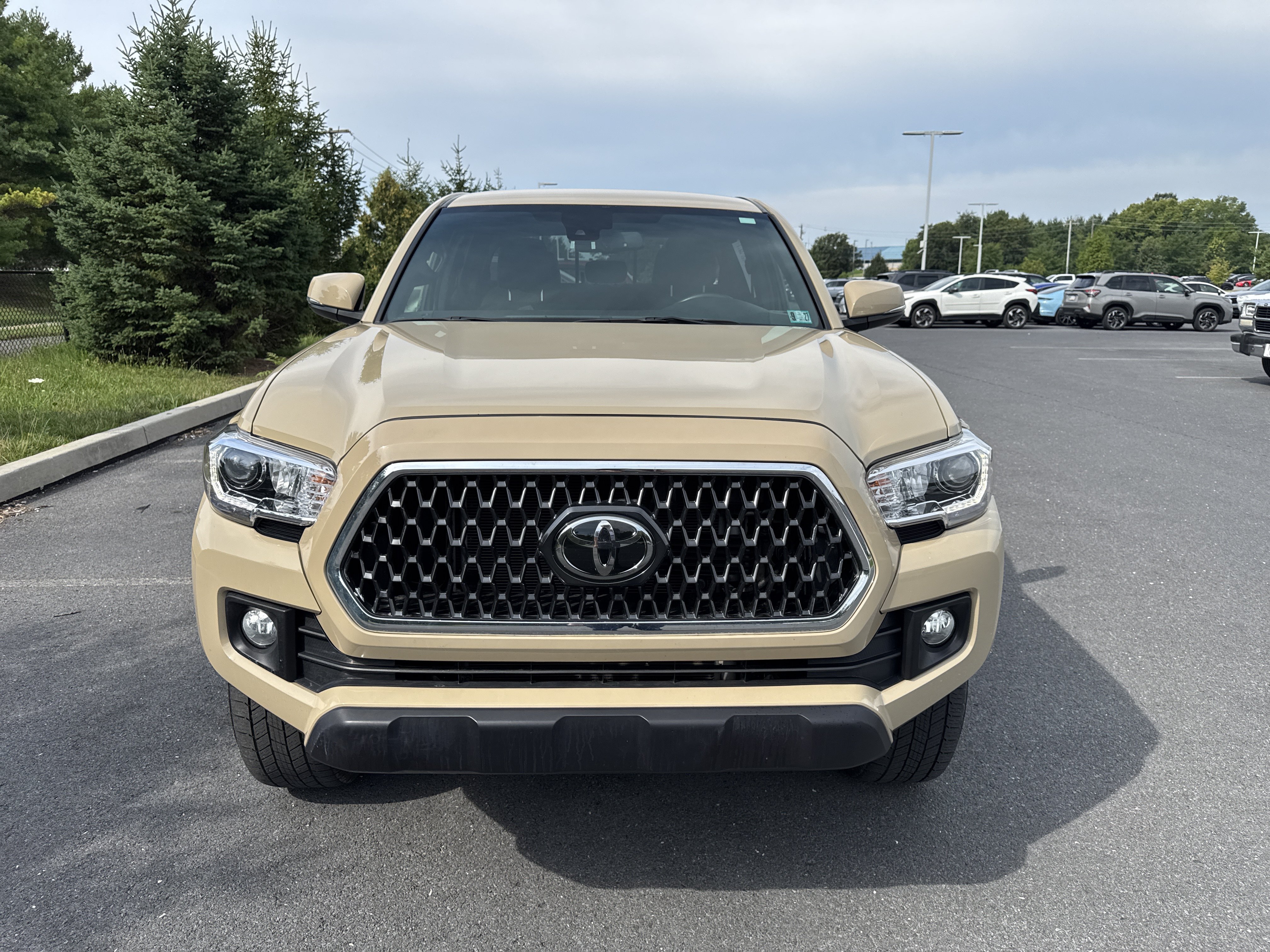 Used 2019 Toyota Tacoma TRD Off-Road AWD/4WD image 23