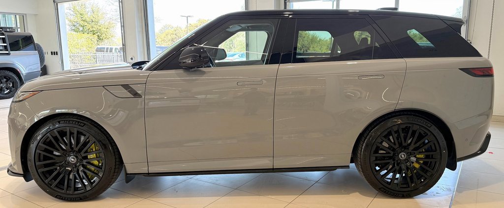 New 2025 Land Rover Range Rover Sport SV Edition Two image 4