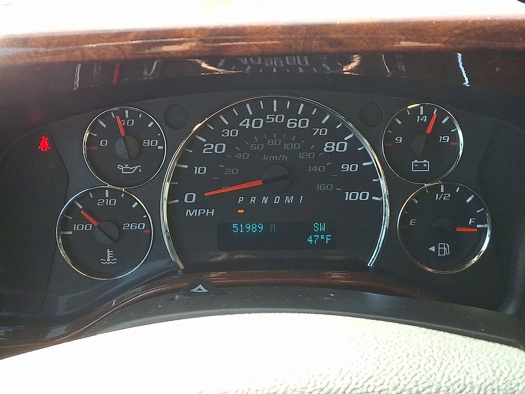 Used 2018 Chevrolet Express 2500 w/ Enhanced Convenience Package image 19