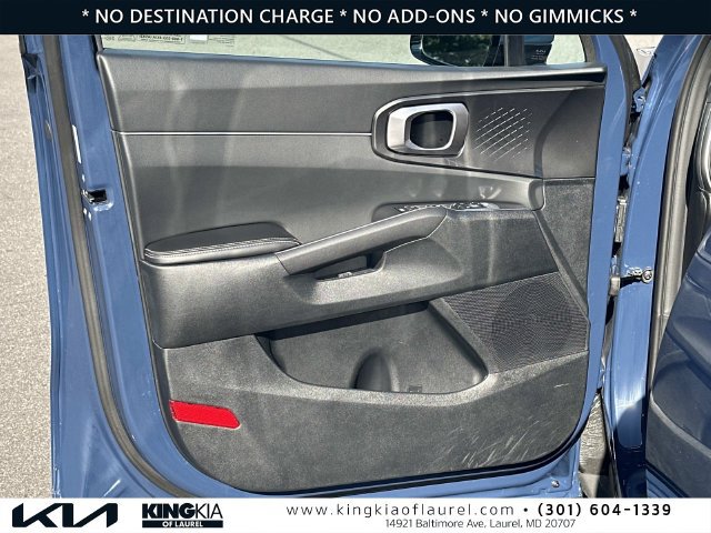 Used 2025 Kia Sorento S AWD/4WD image 19