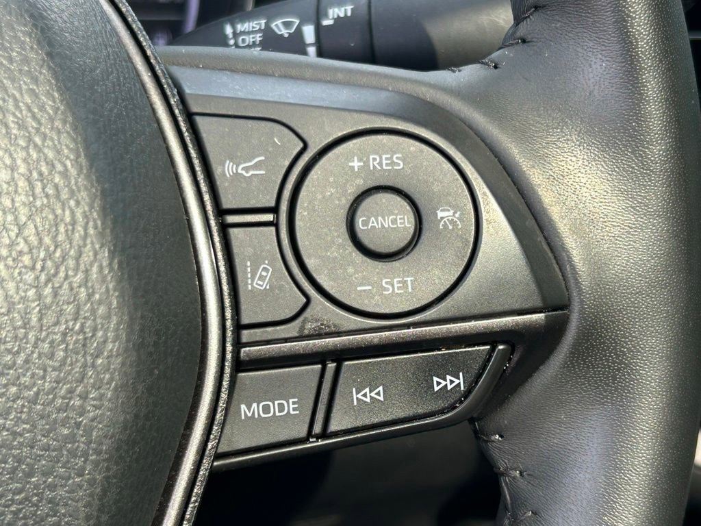 Used 2023 Toyota Camry SE w/ Convenience Package FWD image 22
