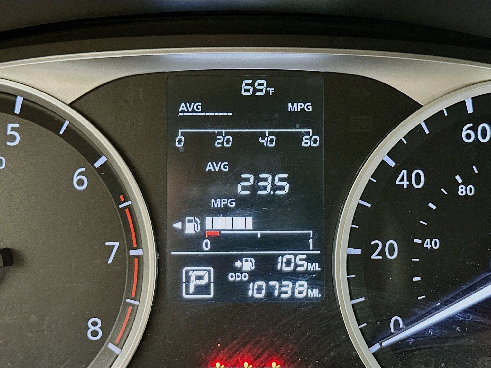 Used 2024 Nissan Versa S w/ Trunk Package image 18