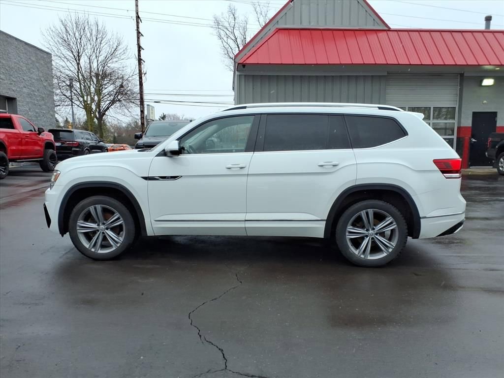 Used 2018 Volkswagen Atlas SEL w/ R-Line Package AWD/4WD image 2