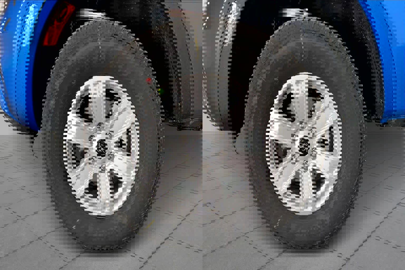 New 2025 Ford Ranger XL image 9