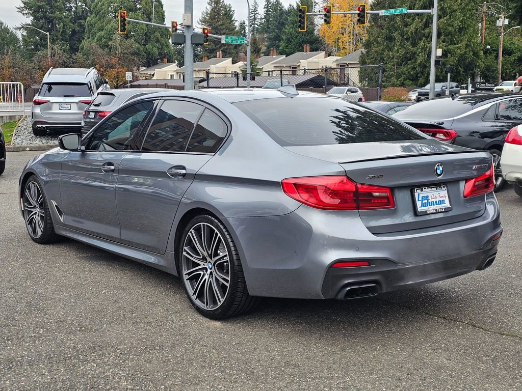 Used 2018 BMW M550i xDrive image 7