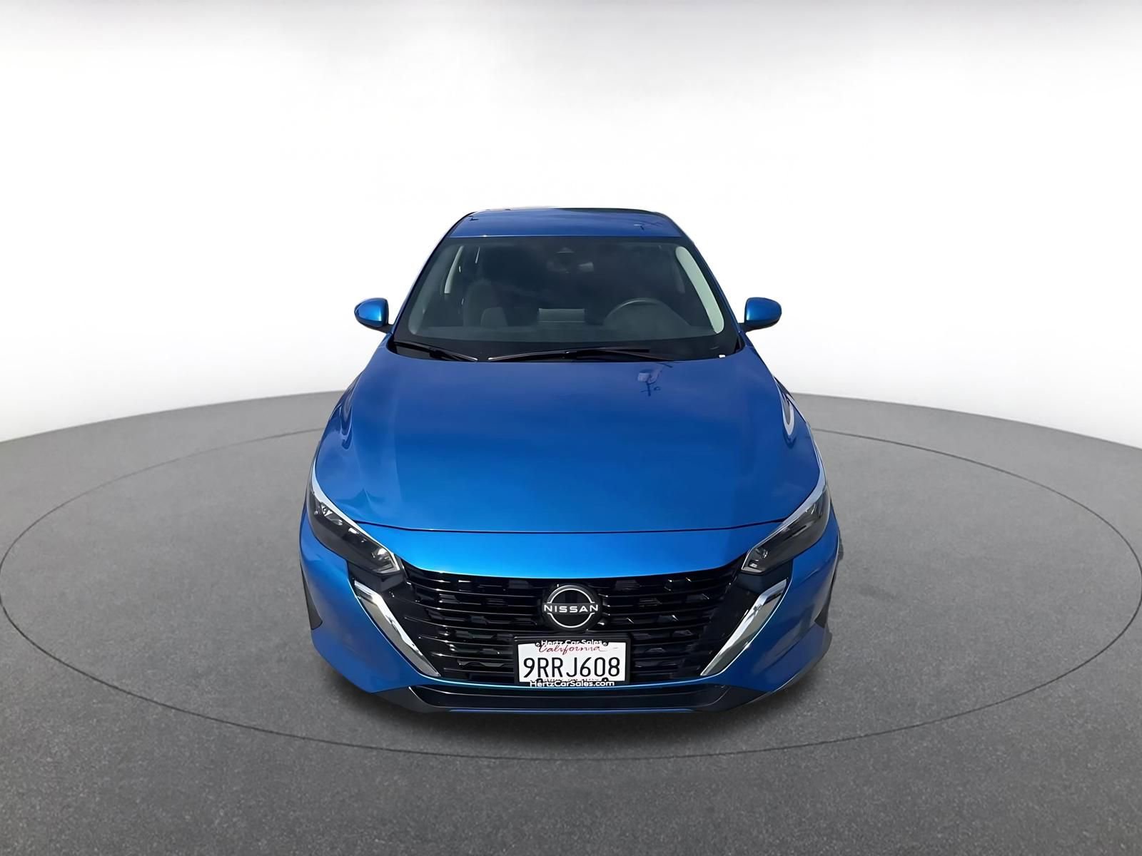 Used 2025 Nissan Sentra SV FWD image 4