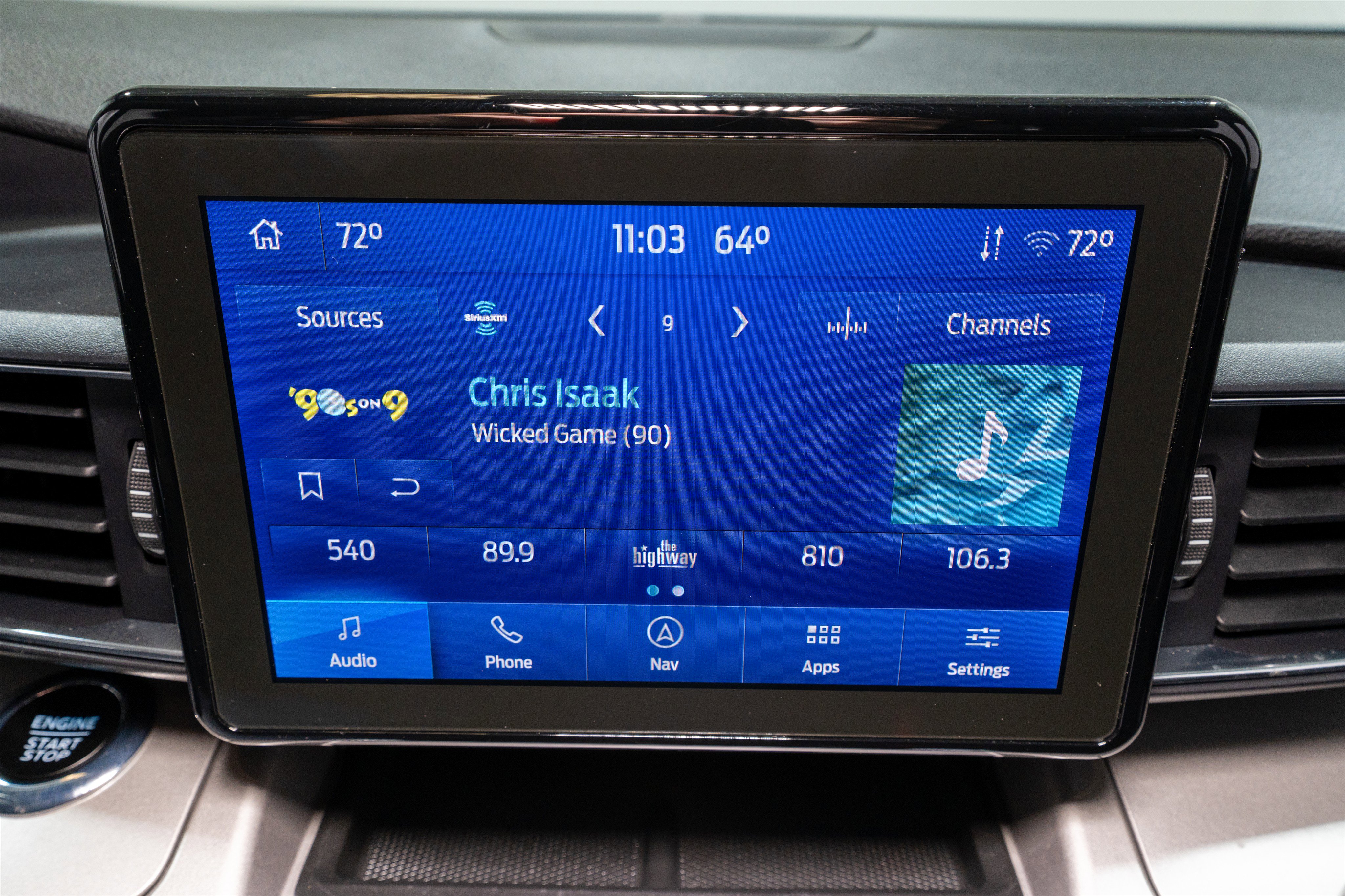 Used 2022 Ford Explorer XLT w/ Equipment Group 202A image 19