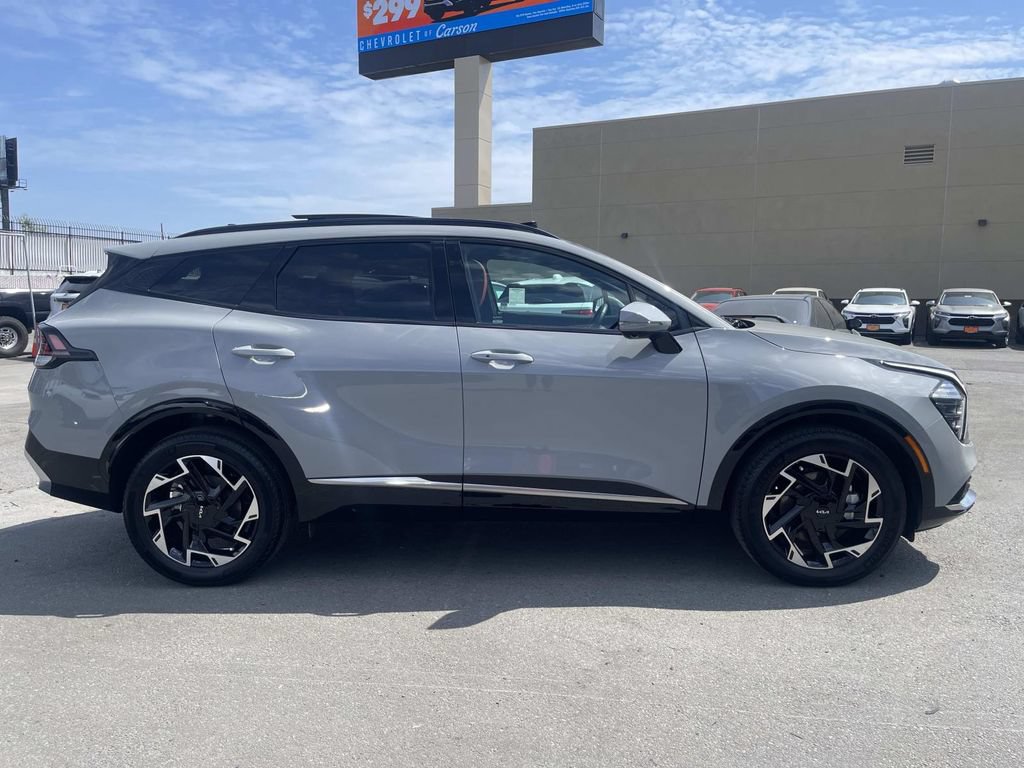 Used 2024 Kia Sportage SX AWD/4WD image 2