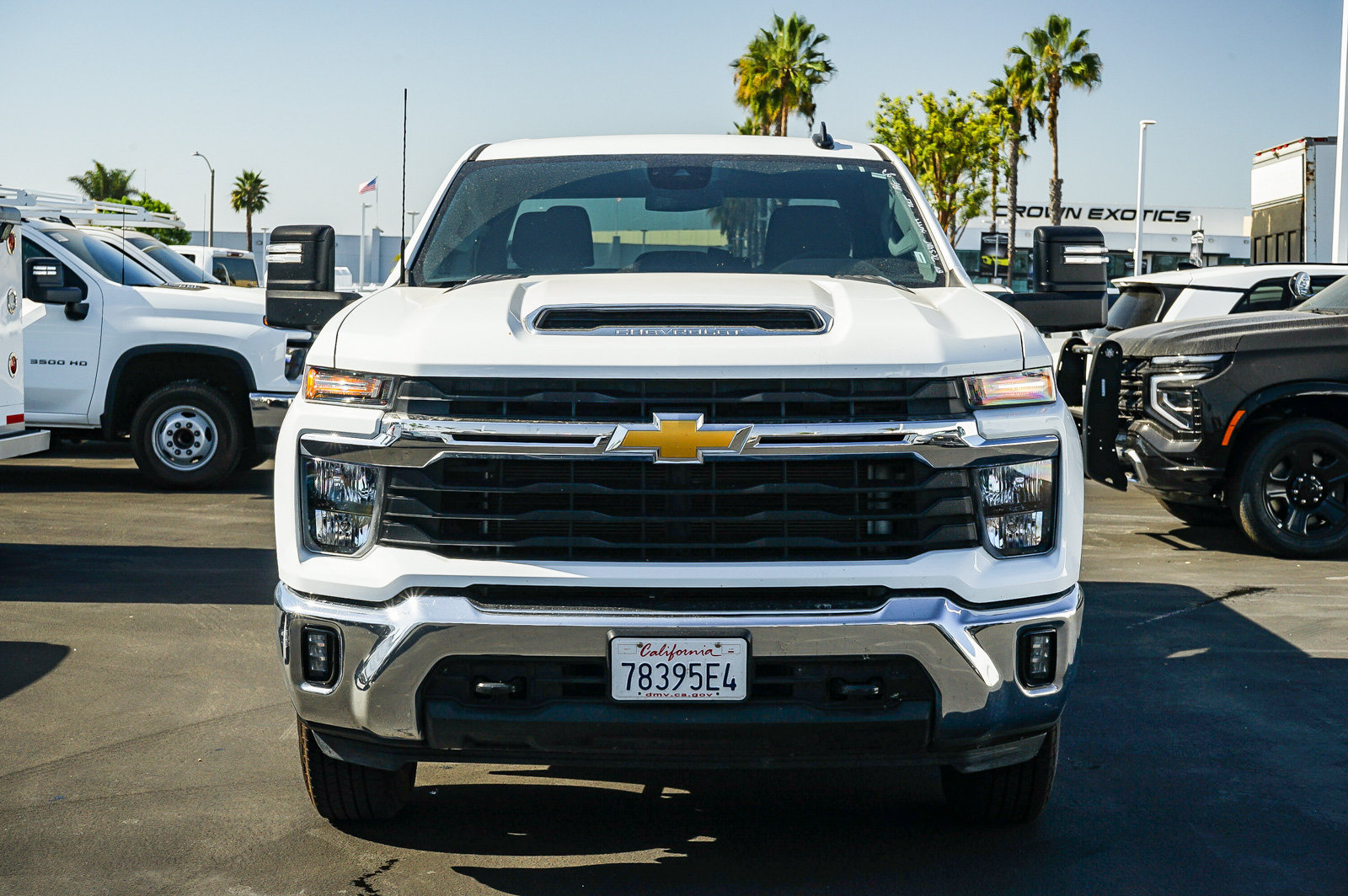 Used 2025 Chevrolet Silverado 2500 LT w/ Convenience Package AWD/4WD image 2