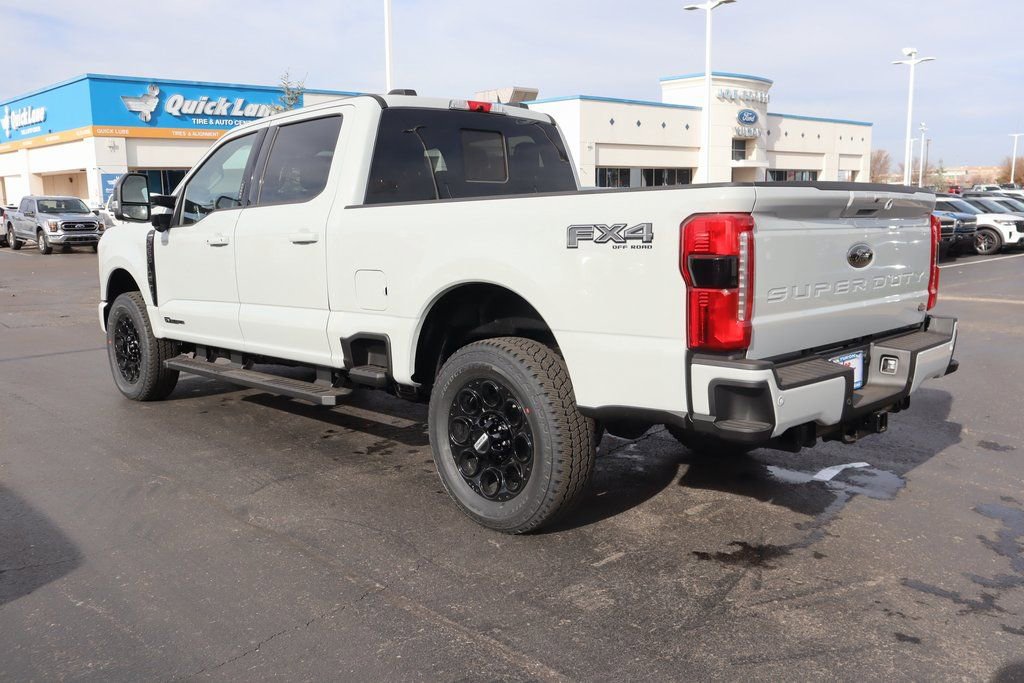 New 2026 Ford F250 Lariat w/ Black Appearance Package image 24
