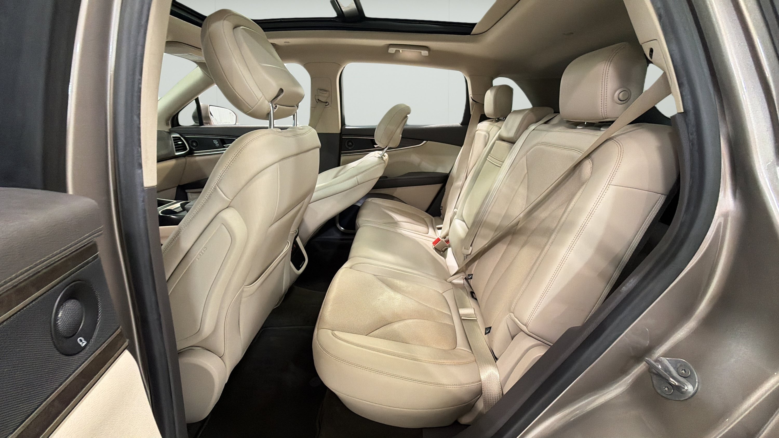 Used 2020 Lincoln Nautilus Reserve AWD/4WD image 20