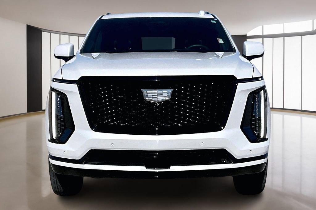Used 2025 Cadillac Escalade Sport Platinum w/ LPO, ONYX Package image 2