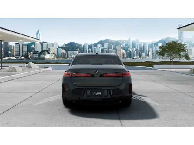 New 2027 BMW 740i xDrive w/ M Sport Professional Package AWD/4WD image 5