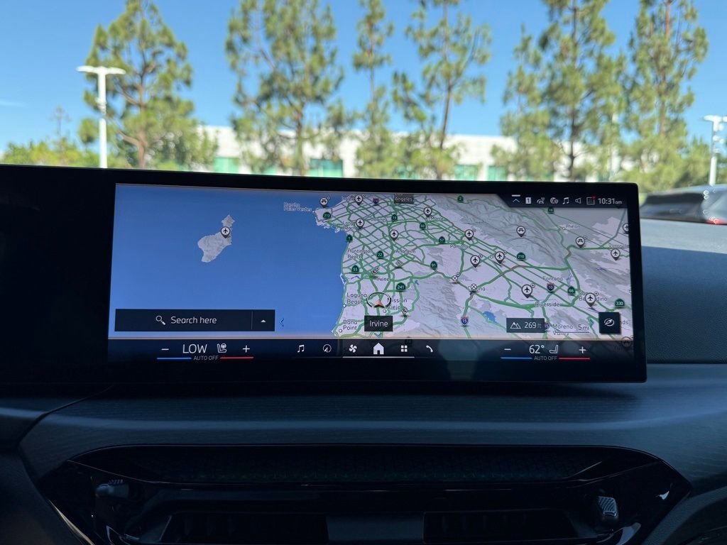 Used 2025 BMW 330i xDrive Sedan w/ M Sport Package image 28