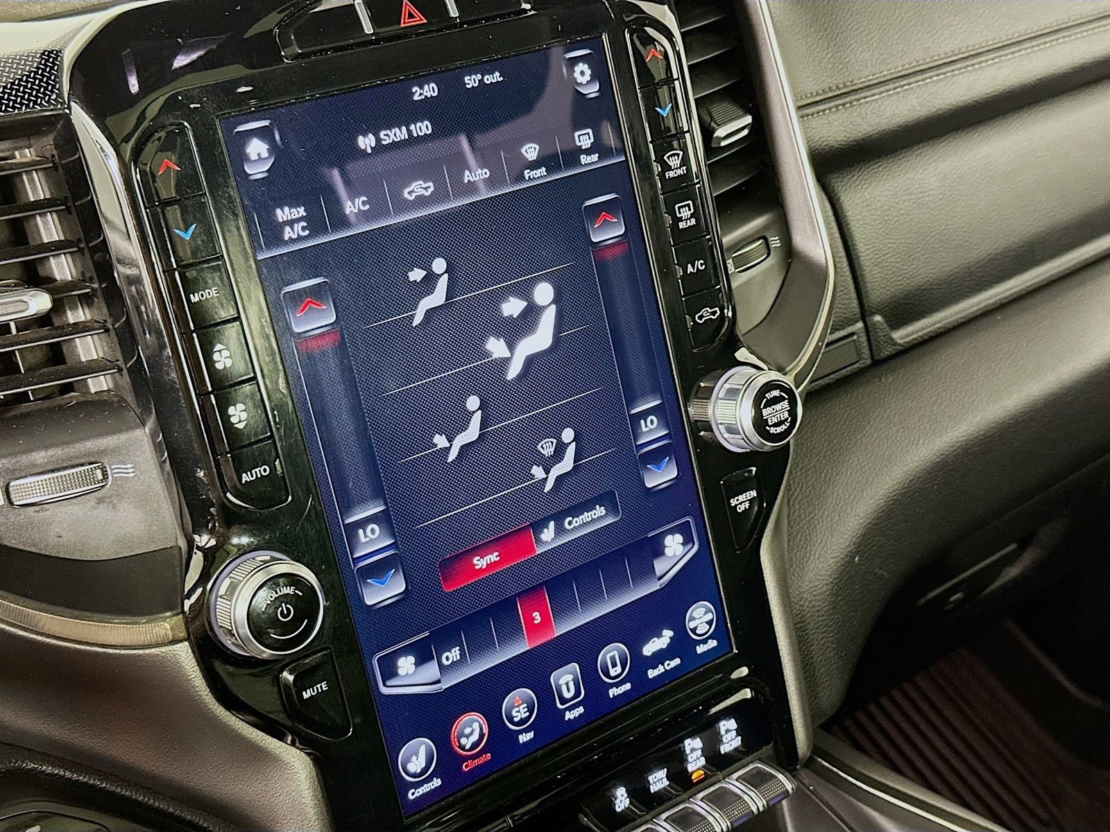 Used 2020 RAM 1500 Rebel image 17