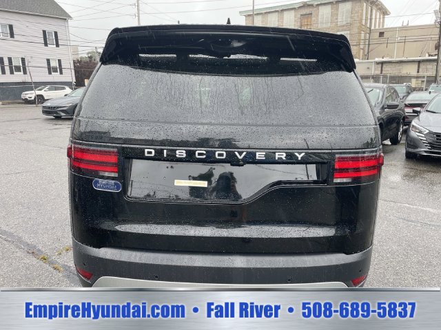 Used 2025 Land Rover Discovery S AWD/4WD image 4