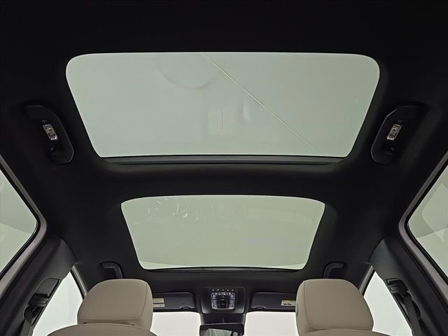 New 2026 Mercedes-Benz GLB 250 4MATIC image 14