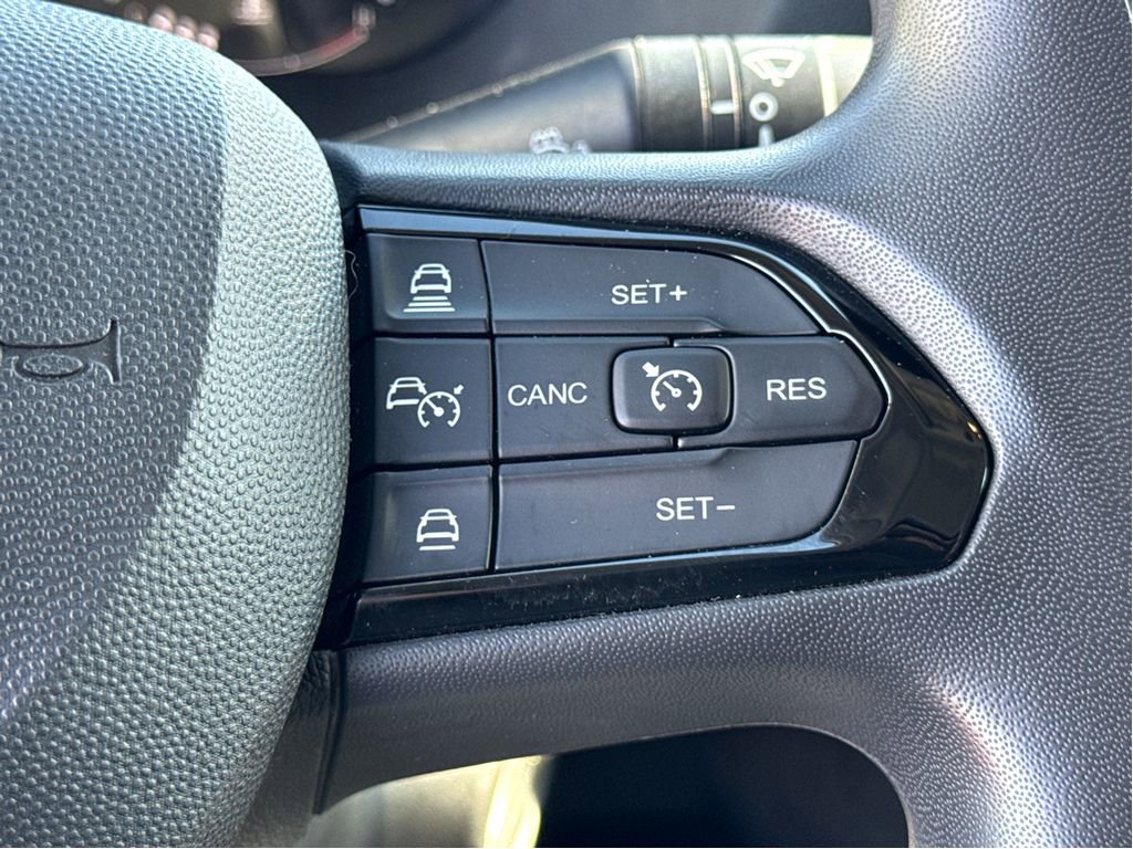 Used 2025 RAM ProMaster 2500 w/ Convenience Group image 17