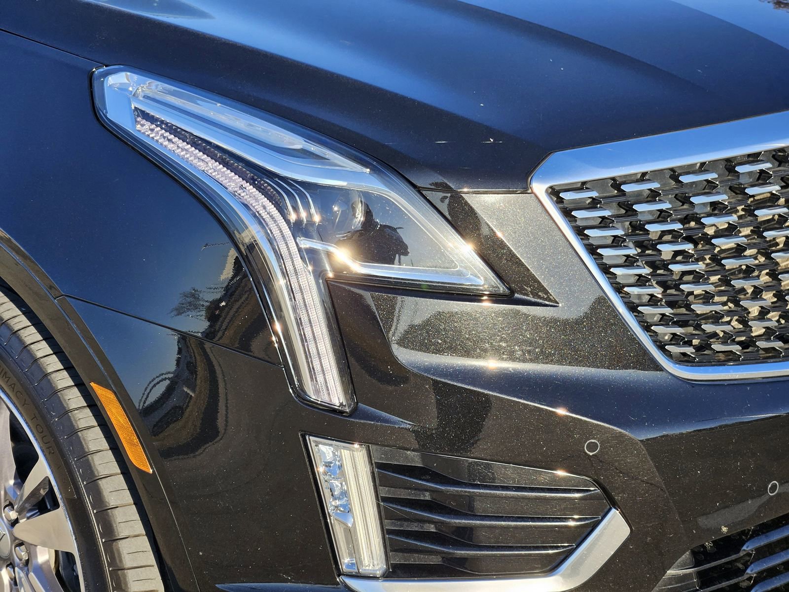 Used 2025 Cadillac XT5 Premium Luxury image 9