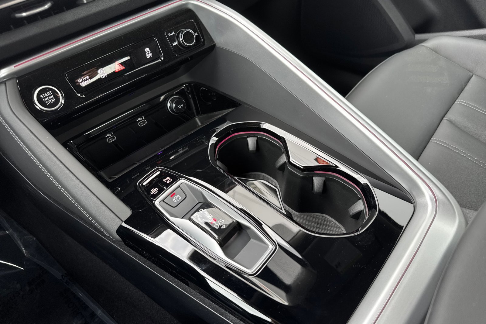 New 2025 Audi Q5 Premium image 18