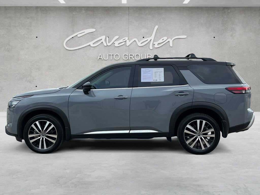 Certified 2025 Nissan Pathfinder Platinum image 13