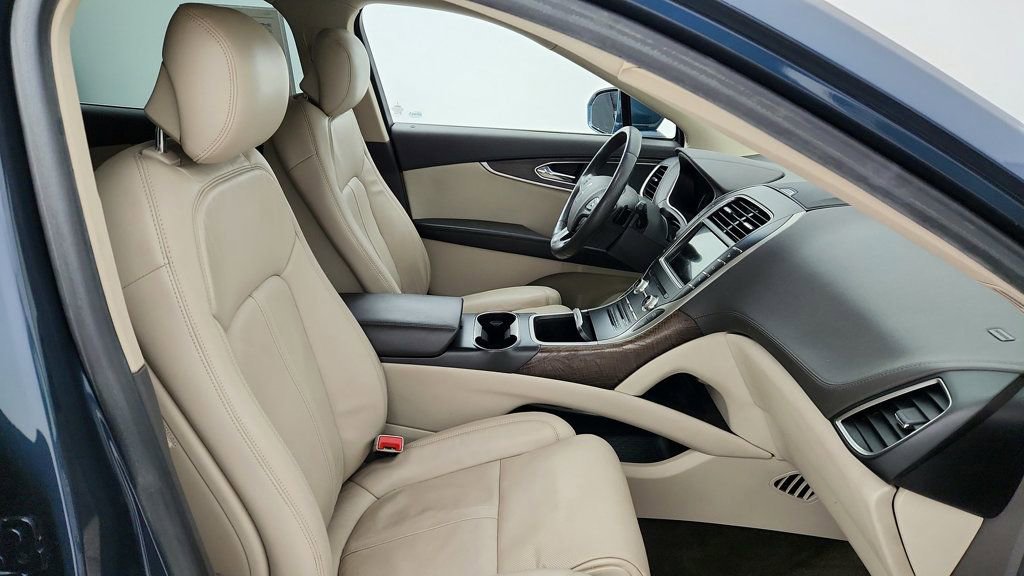 Used 2016 Lincoln MKX Reserve w/ Technology Package image 26