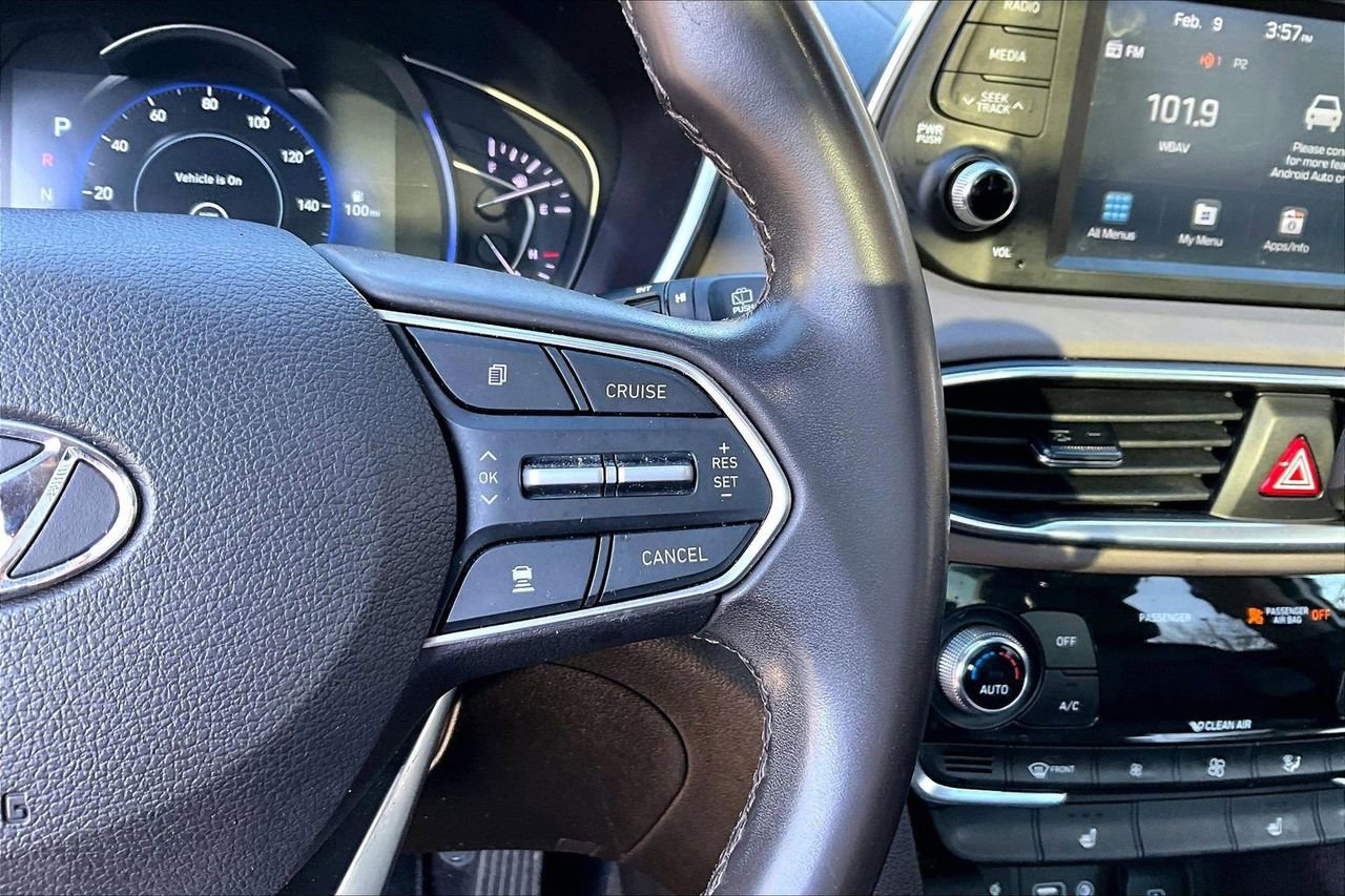 Used 2020 Hyundai Santa Fe SEL w/ Convenience + Premium Package image 30