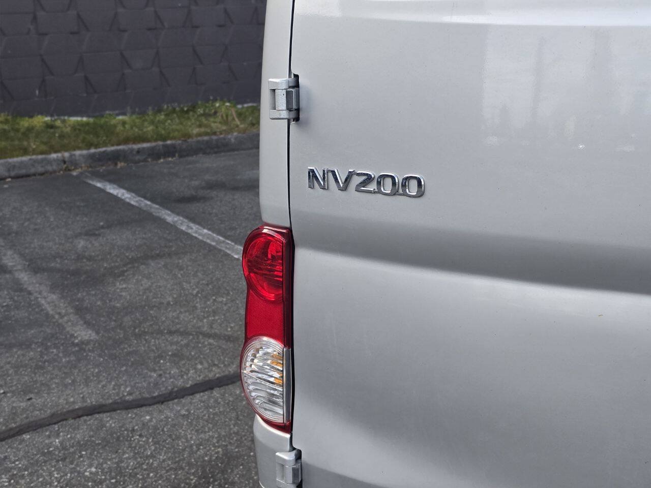 Used 2017 Nissan NV200 SV FWD image 36