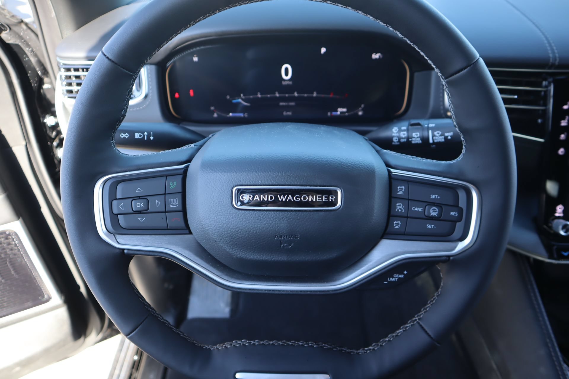 New 2026 Jeep Grand Wagoneer L Limited AWD/4WD image 3