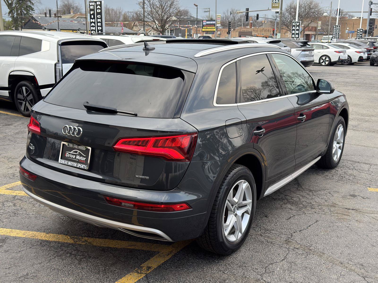 Used 2019 Audi Q5 2.0T Premium w/ Convenience Package AWD/4WD image 9