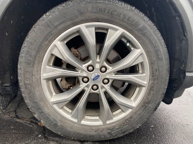 Used 2022 Ford Explorer Limited w/ Class IV Trailer Tow Package AWD/4WD image 17